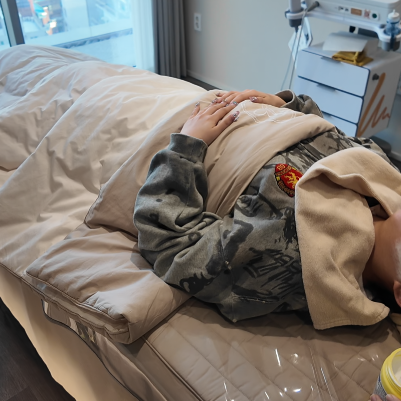 Sofwave di Hongdae: Apakah Kerutan di Sekitar Mata Saat Tersenyum Juga Bisa Membaik? 사진 4